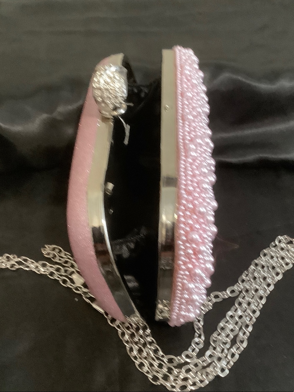 Elegant Pink Pearl Beaded Clutch Bag with Silver Chain - Picture 4 of 5